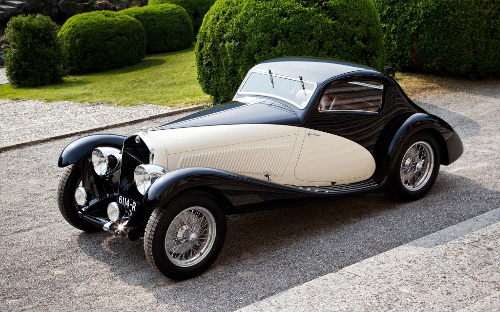 1933-Alfa-Romeo-6C-1750-Figoni-Coupe-front-three-quarter1.jpg